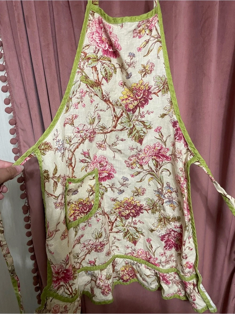 Williams Sonoma Floral Ruffled Apron with Green Trim